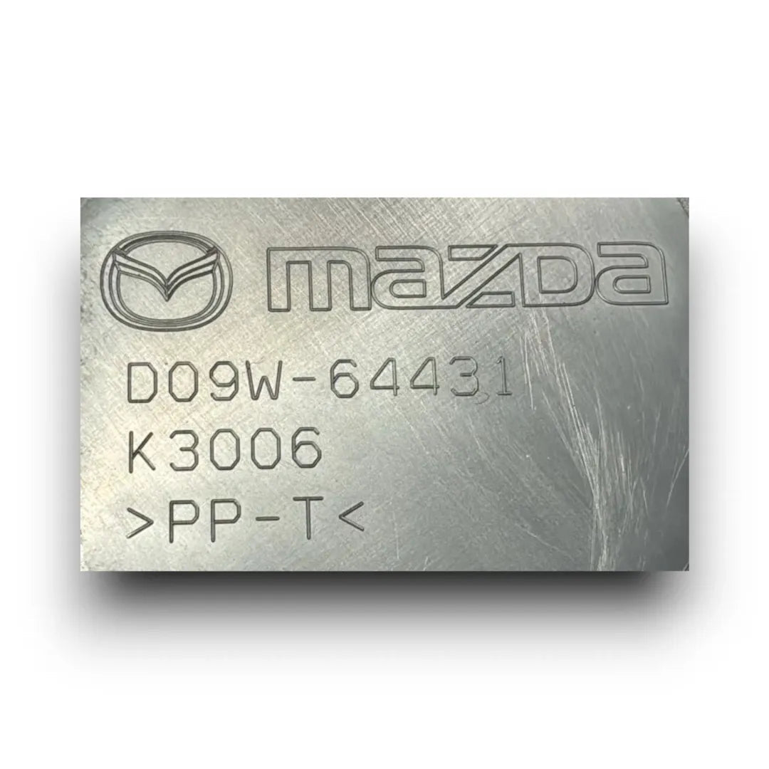 Dettaglio Rivestimento della consolle centrale Mazda CX-3 dal 2015 OEM DM0P6443YA02 - foto 3