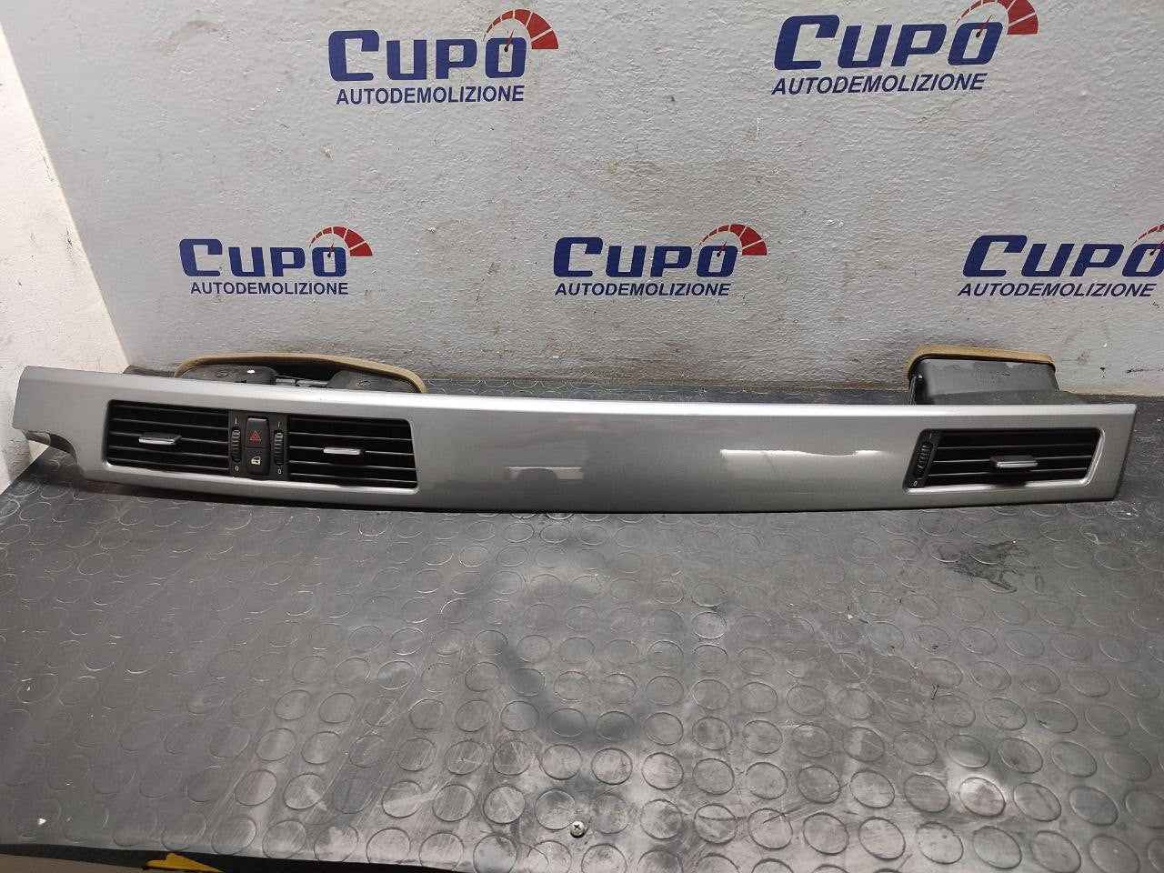Rivestimento Cruscotto + Bocchette Aria Bmw 5 (E60) Cod:51457129233 - F&P CRASH SRLS - Ricambi Usati