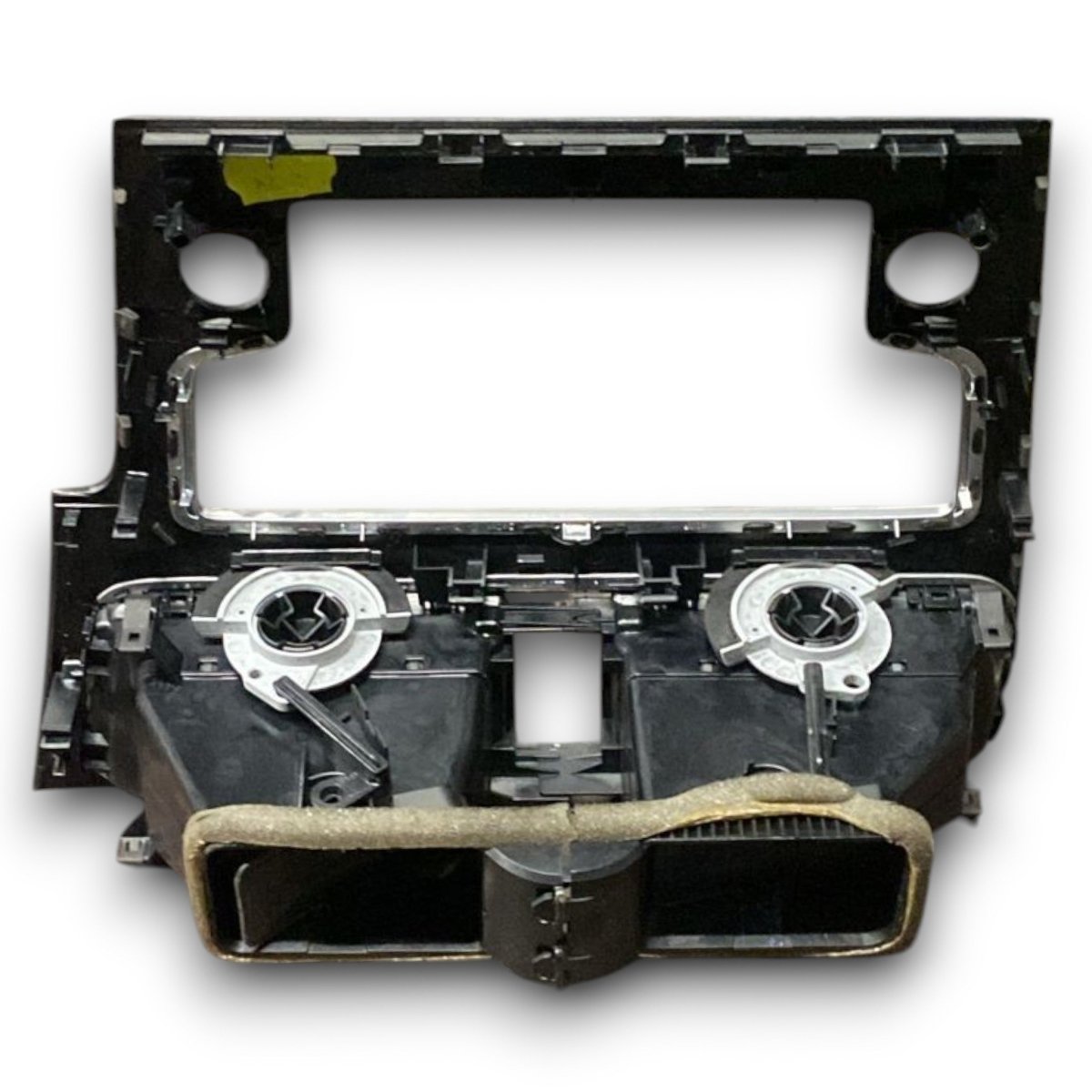 Rivestimento cruscotto centrale + bocchetta aria Volkswagen golf VII cod . 5g1.819.743 (2012 > 2019) - F&P CRASH SRL - Ricambi Usati