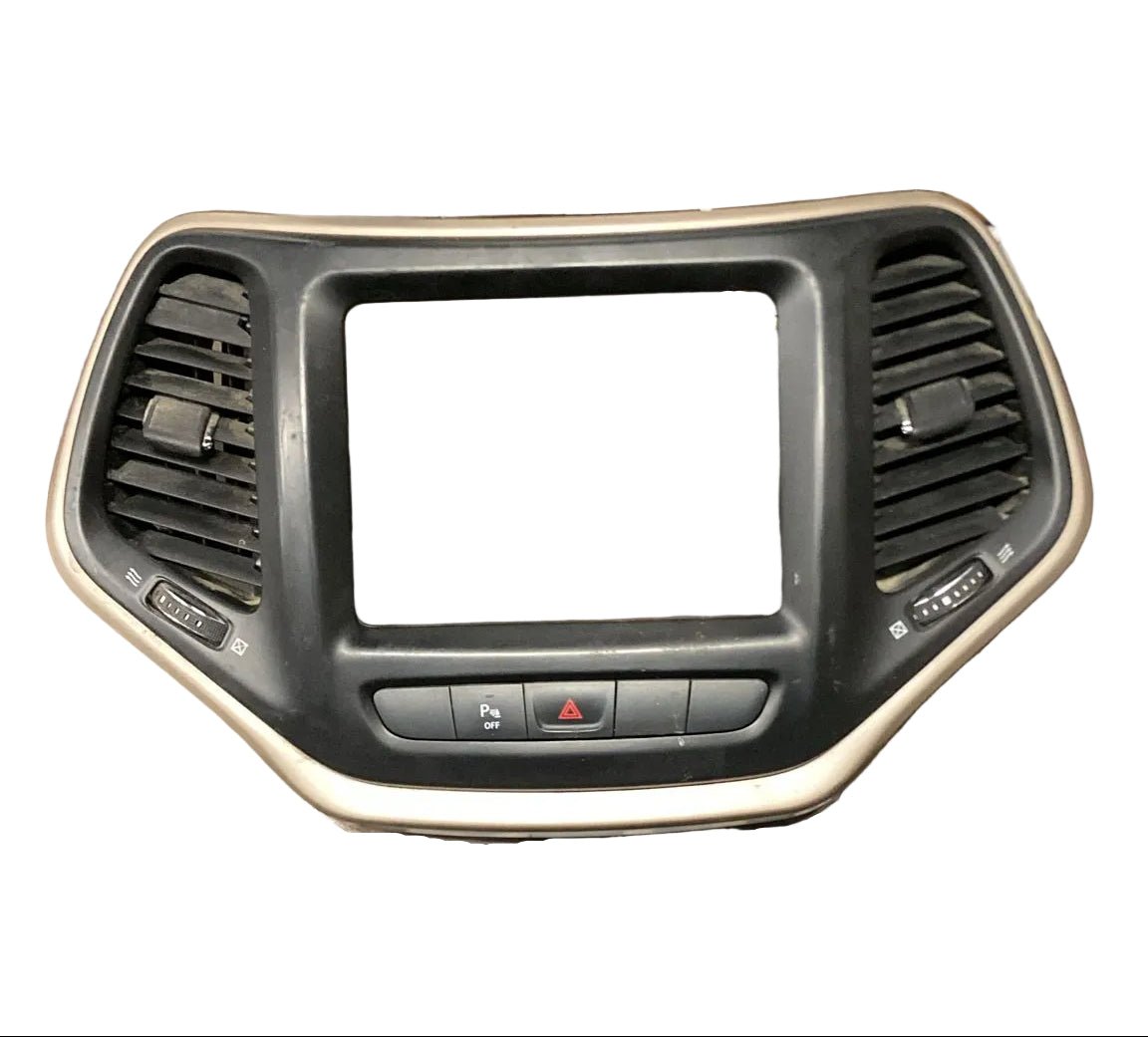 Rivestimento cruscotto centrale + bocchette aria jeep cherokee cod . p68164099ab (2013 > 2023) - F&amp;P CRASH SRL - Ricambi Usati