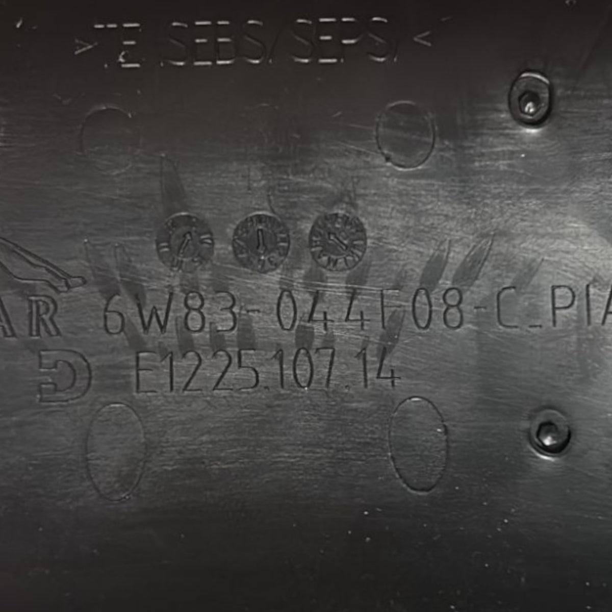 Rivestimento Cruscotto Inferiore Jaguar XJ (X351) cod.6W83 - 044F08 - C (2009 > 2019) - F&P CRASH SRLS - Ricambi Usati