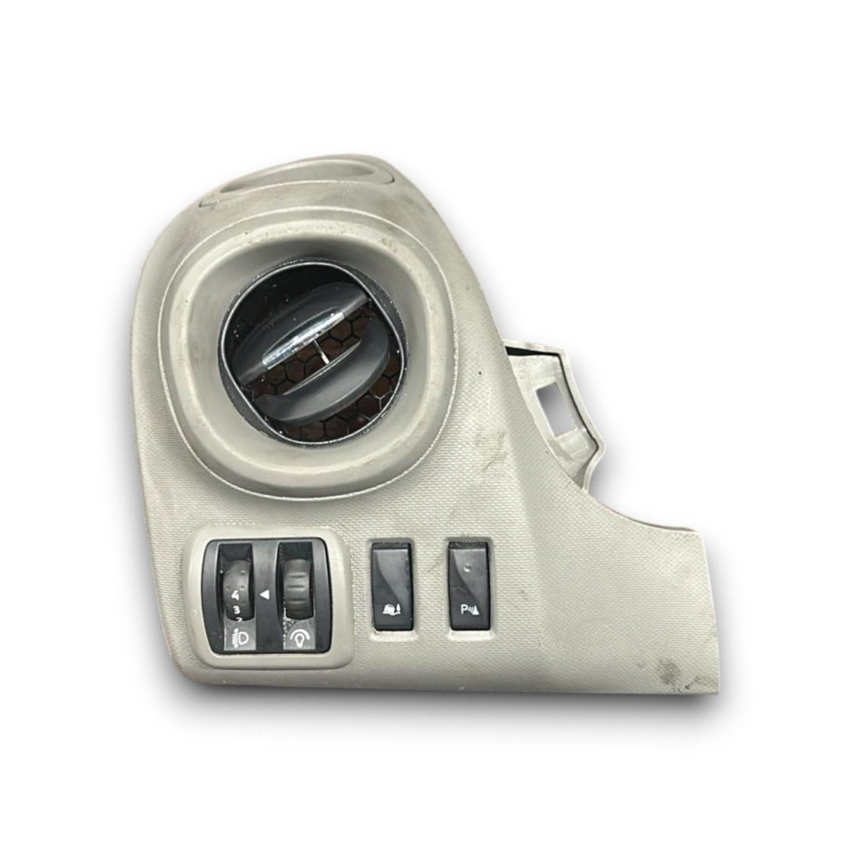 Lower left dashboard cover Renault Trafic III cod.683112651r (2014 > ) + vent and buttons - F&P CRASH SRLS - Used Parts