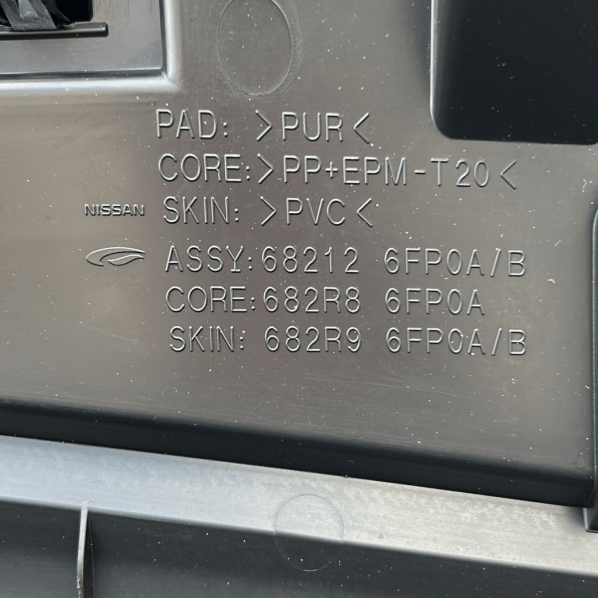 Dashboard covering right side nissan x - trail code:682126FP0A (2017 > 2020) - F&P CRASH SRLS - Used Parts
