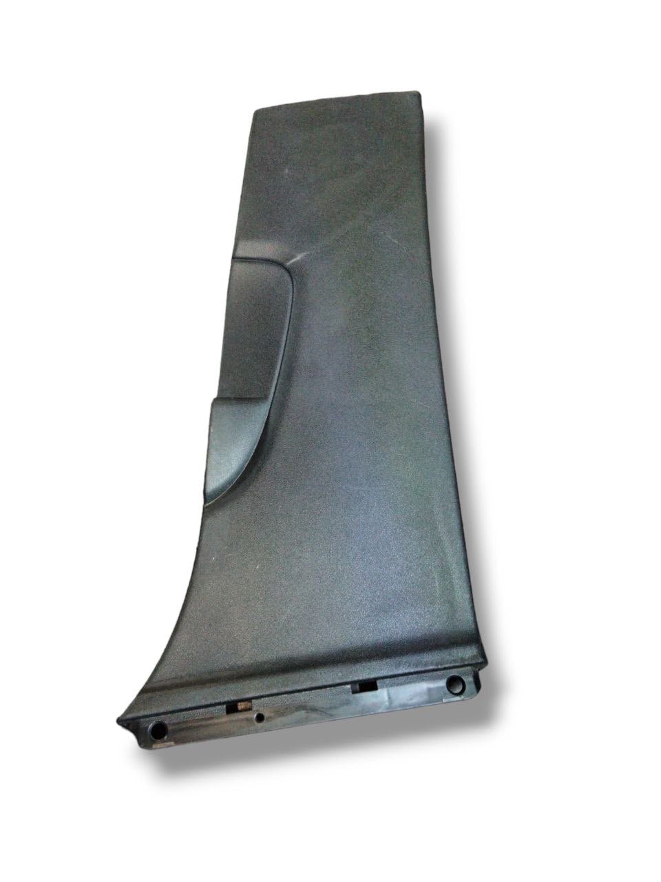 Lower cover right rear pillar Audi A1 (2010 - 2018) cod.8X4867240 - F&P CRASH SRLS - Used Parts