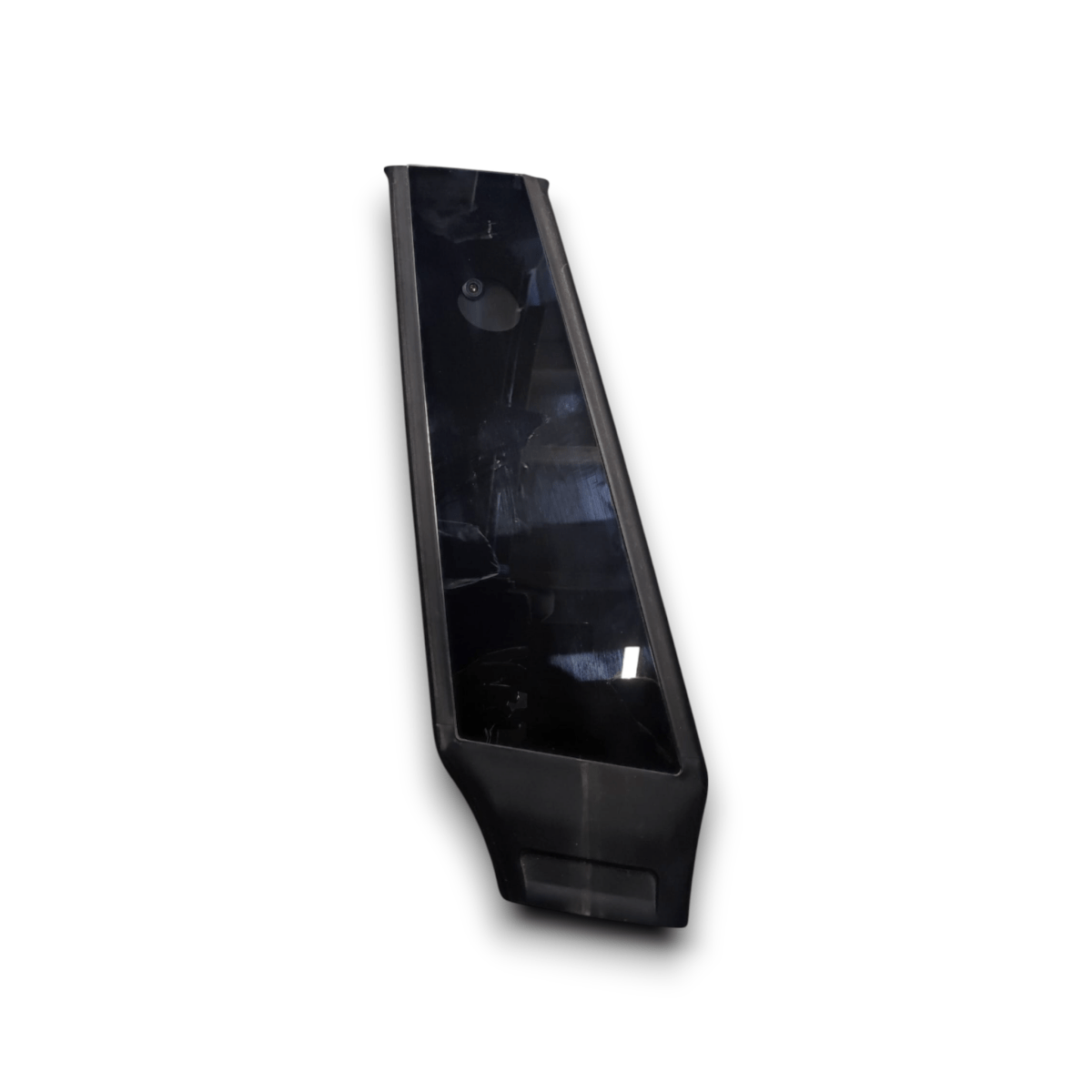 Rivestimento interno montante destro tesla model 3 cod: 173428200 (2023 - ) + telecamera - F&amp;P CRASH SRLS - Ricambi Usati