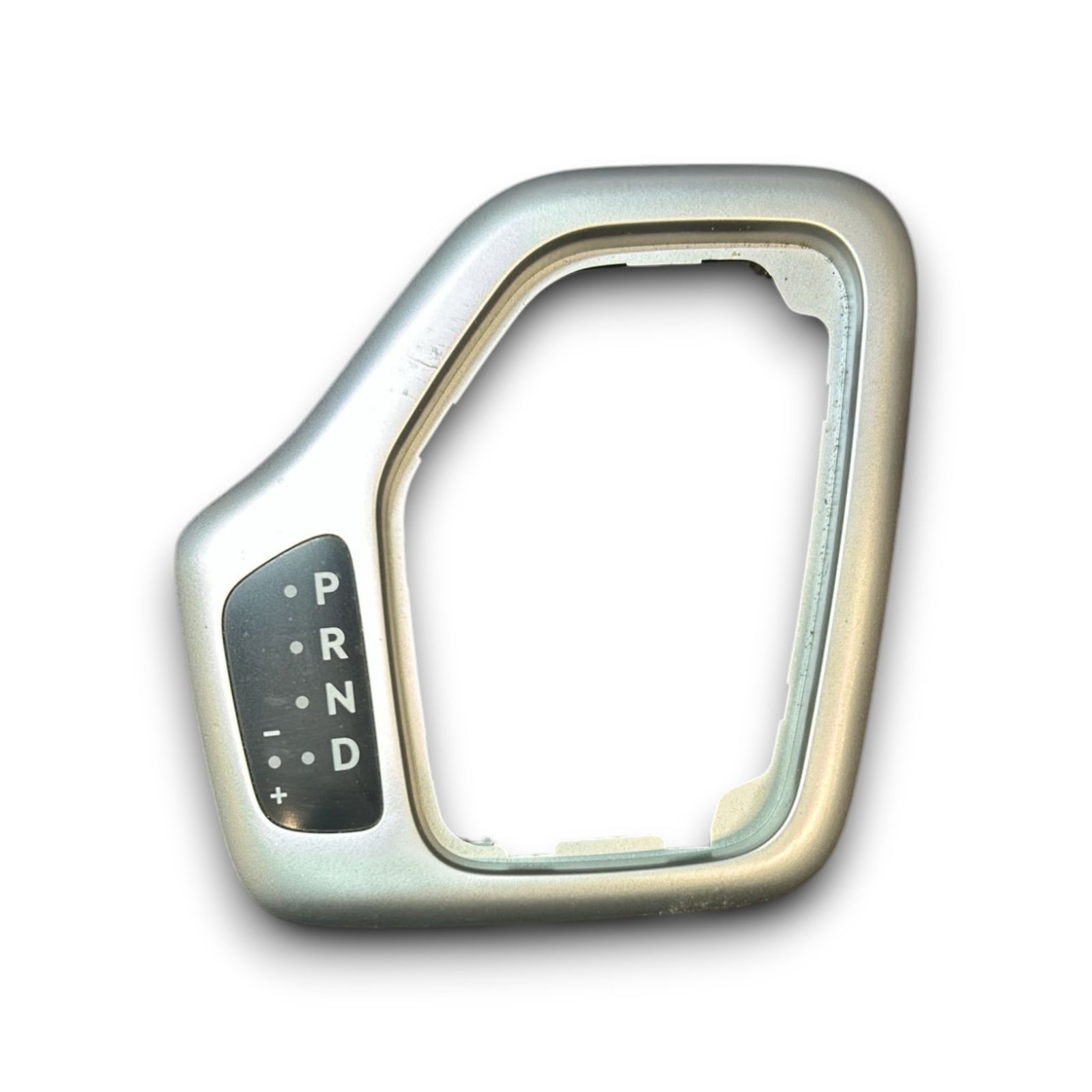 Rivestimento Leva Cambio Automatico Jeep Cherokee (KL) cod.AA1155 - P2112131 (2013 > 2023) - F&P CRASH SRLS - Ricambi Usati