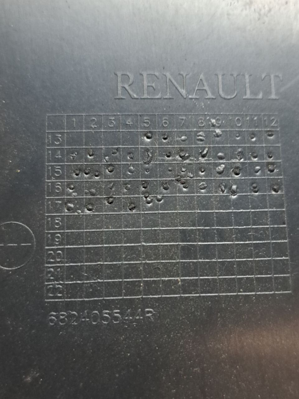 Cover for the Tachometer Speedometer Dacia Sandero Stepway (2019) COD:682405544R - F&P CRASH SRLS - Used Spare Parts