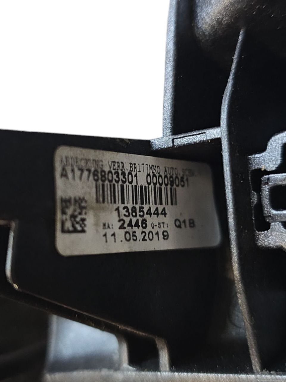 Cover / Molding Console / Central Tunnel + Central Tunnel Drawer Opening Button Mercedes - Benz Class A W177 (2018 >) Code: A1776803301 - F&P CRASH SRLS - Used Parts
