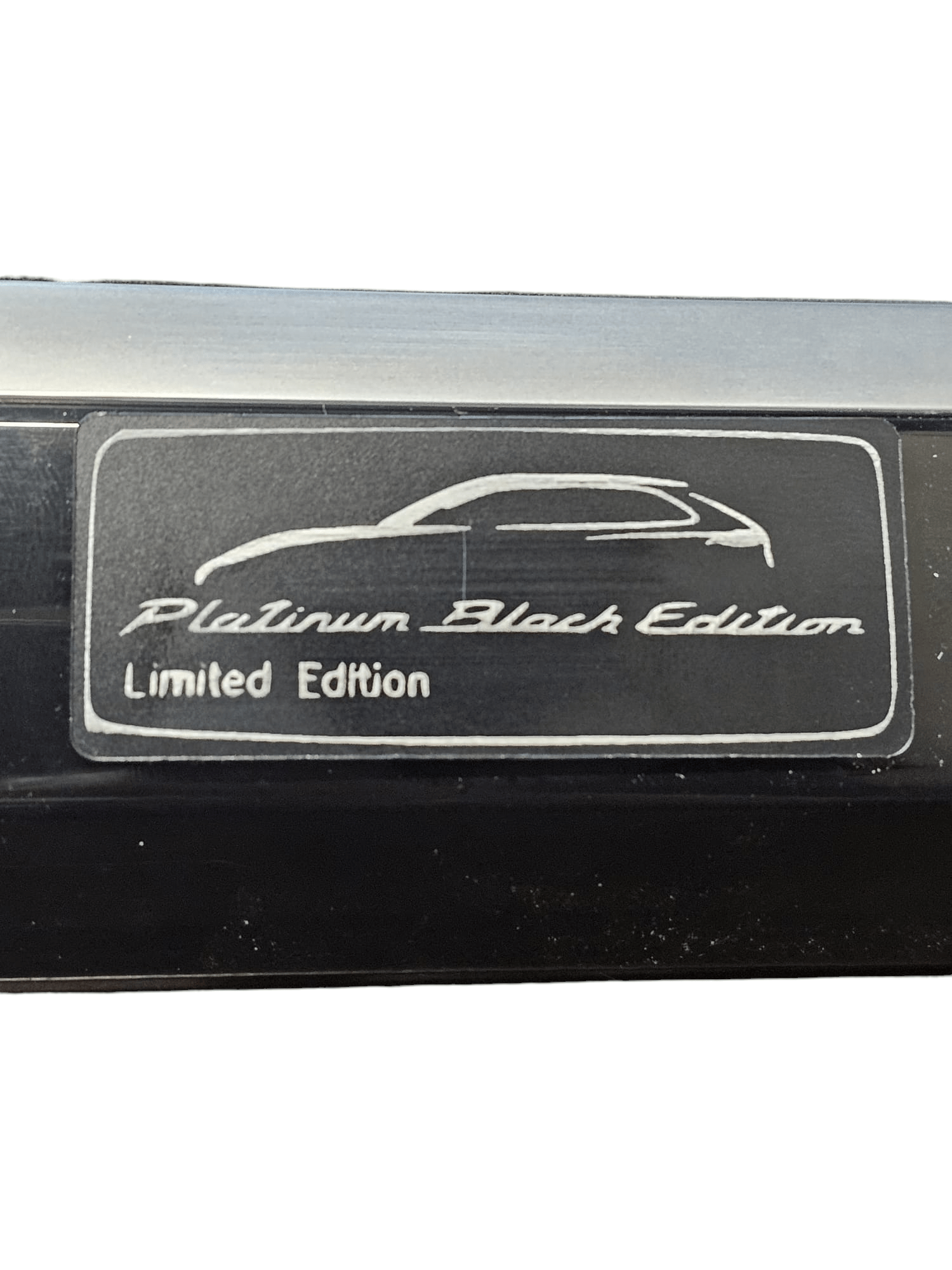 Dashboard Trim / Molding Right Porsche Cayenne 92A Code:7P5857222 Platinum Black Edition (2010 - 2017) - F&P CRASH SRLS - Used Parts