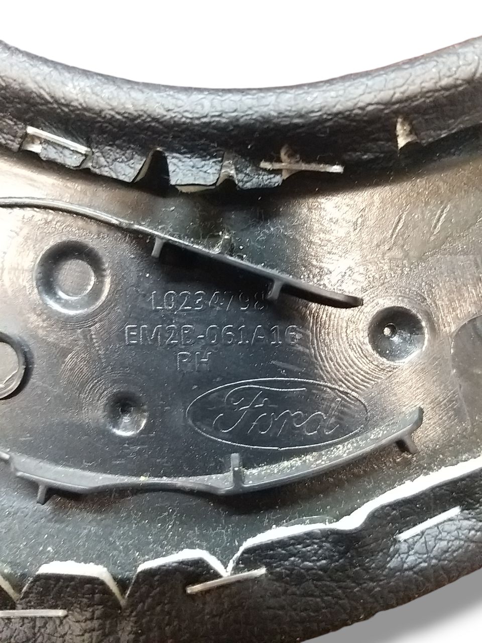 Dashboard Cover / Trim Ford Edge (2016 >) Code: EM2B - 061A16 - F&P CRASH SRLS - Used Parts