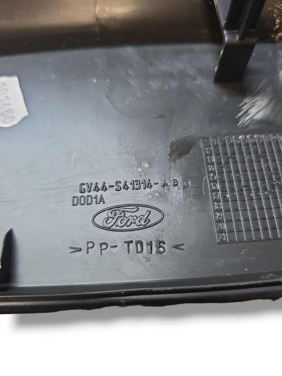 Cover / Molding Ford Kuga (2012 - 2019) Code: GV44 - S41314 - AB - F&P CRASH SRLS - Used Parts