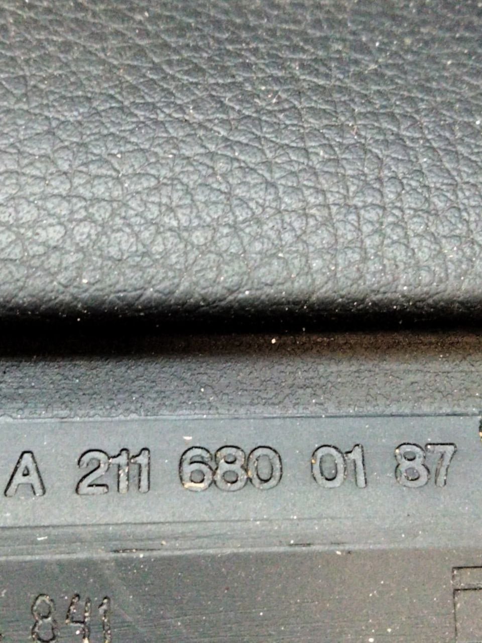 Lower Steering Column Cover / Molding Mercedes E-Class W211 (2004) code.A2116800187 - F&P CRASH SRLS - Used Parts