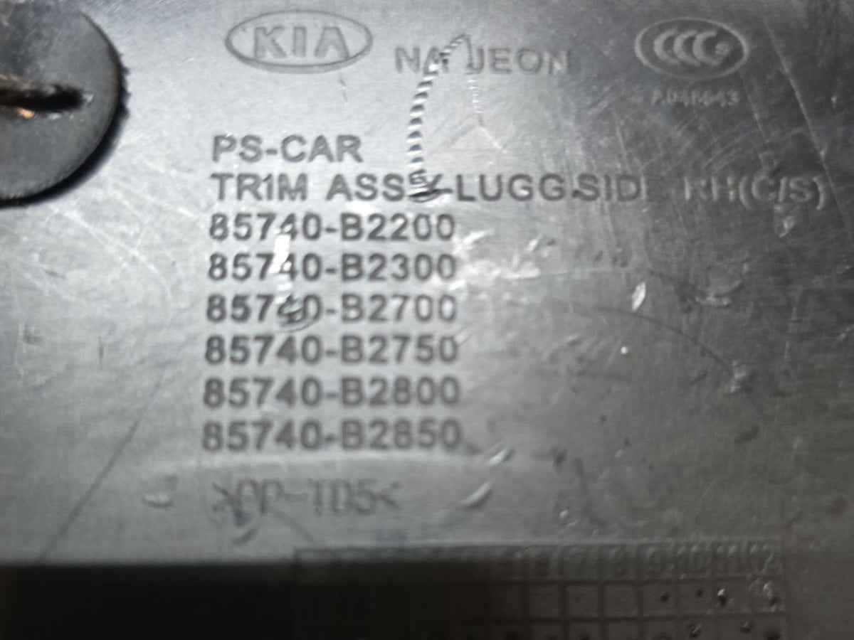 Trimming / Internal Lining Right Trunk Kia Soul (2013 - 2018) Code: 85740 - B2700 - F&P CRASH SRLS - Used Parts