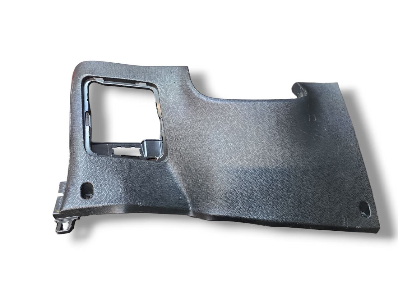 Rivestimento / Modanatura Interna Cruscotto Inferiore Sinistra Kia Soul ( 2013 - 2018 ) Cod : 84750 - B2000 - F&P CRASH SRLS - Ricambi Usati
