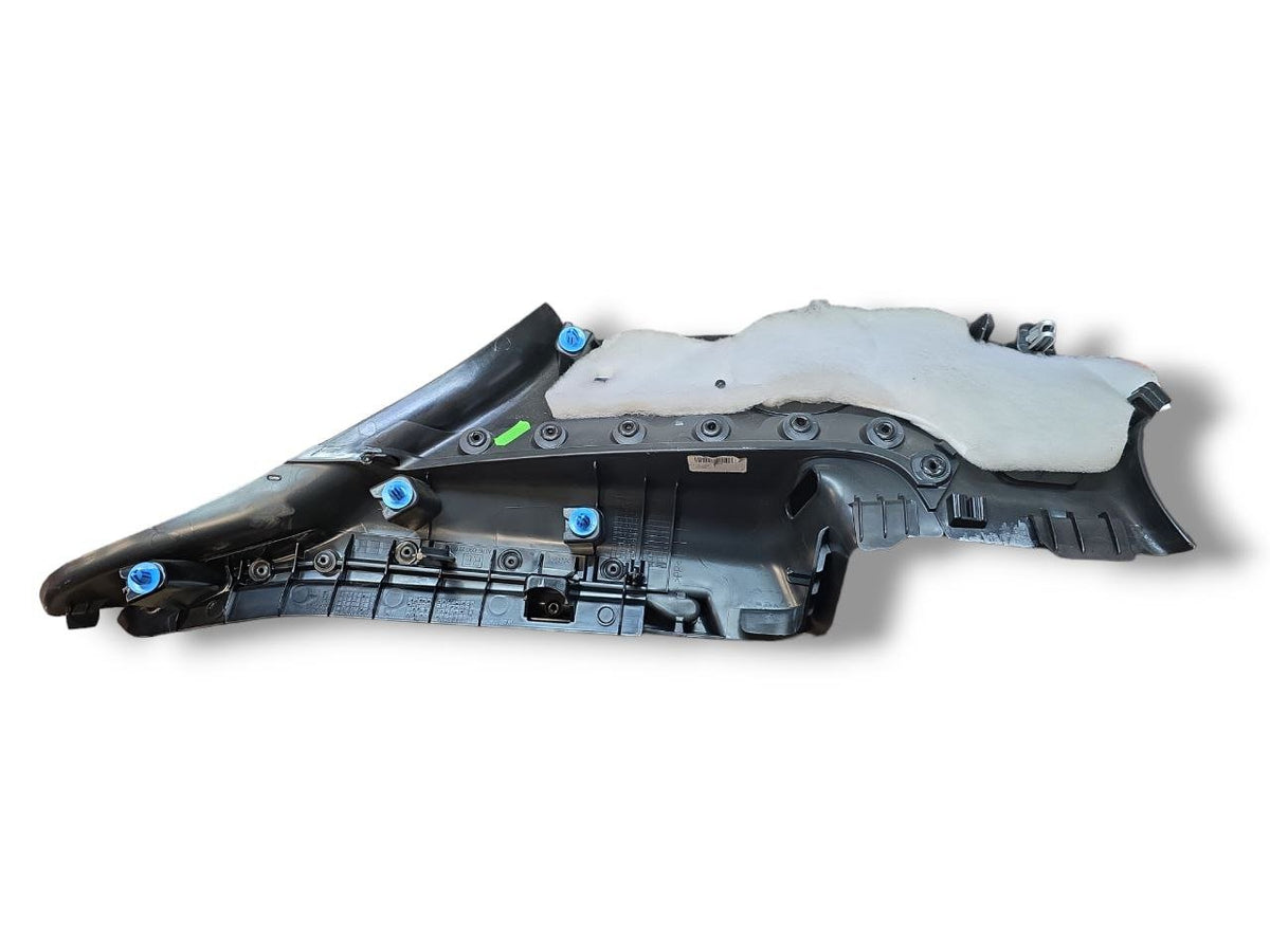 Cover / Internal Molding Right Pillar Mercedes - Benz Class A w176 (2012 - 2018) Code: A1766902200 - F&P CRASH SRLS - Used Parts