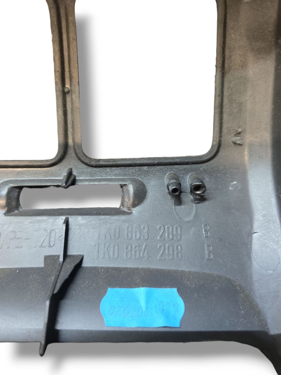 COVERING / INTERNAL MOULDING VOLKSWAGEN GOLF VI (2008 - 2012) Code: 1K0863289 - F&P CRASH SRLS - Used Parts