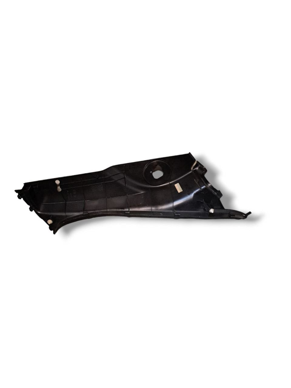 Coating / Molding Lower internal pillar left side (sx) Toyota Auris (2018) CODE: 62552 - 02300 - F&P CRASH SRLS - Used Spare Parts