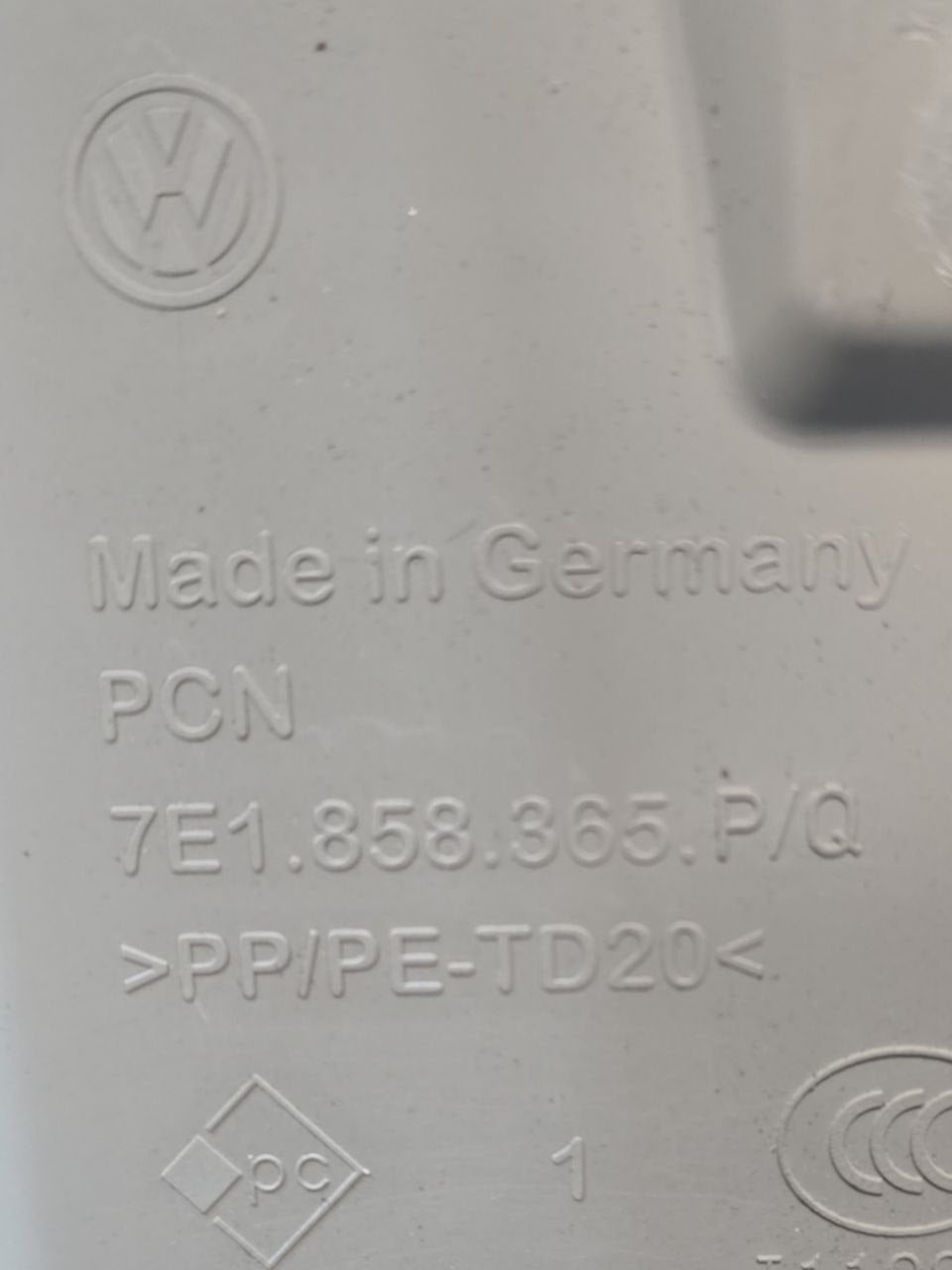 Cover / Trim Underbody Volkswagen Transporter (2014 >) Code: 7E1858365 - F&P CRASH SRLS - Used Parts