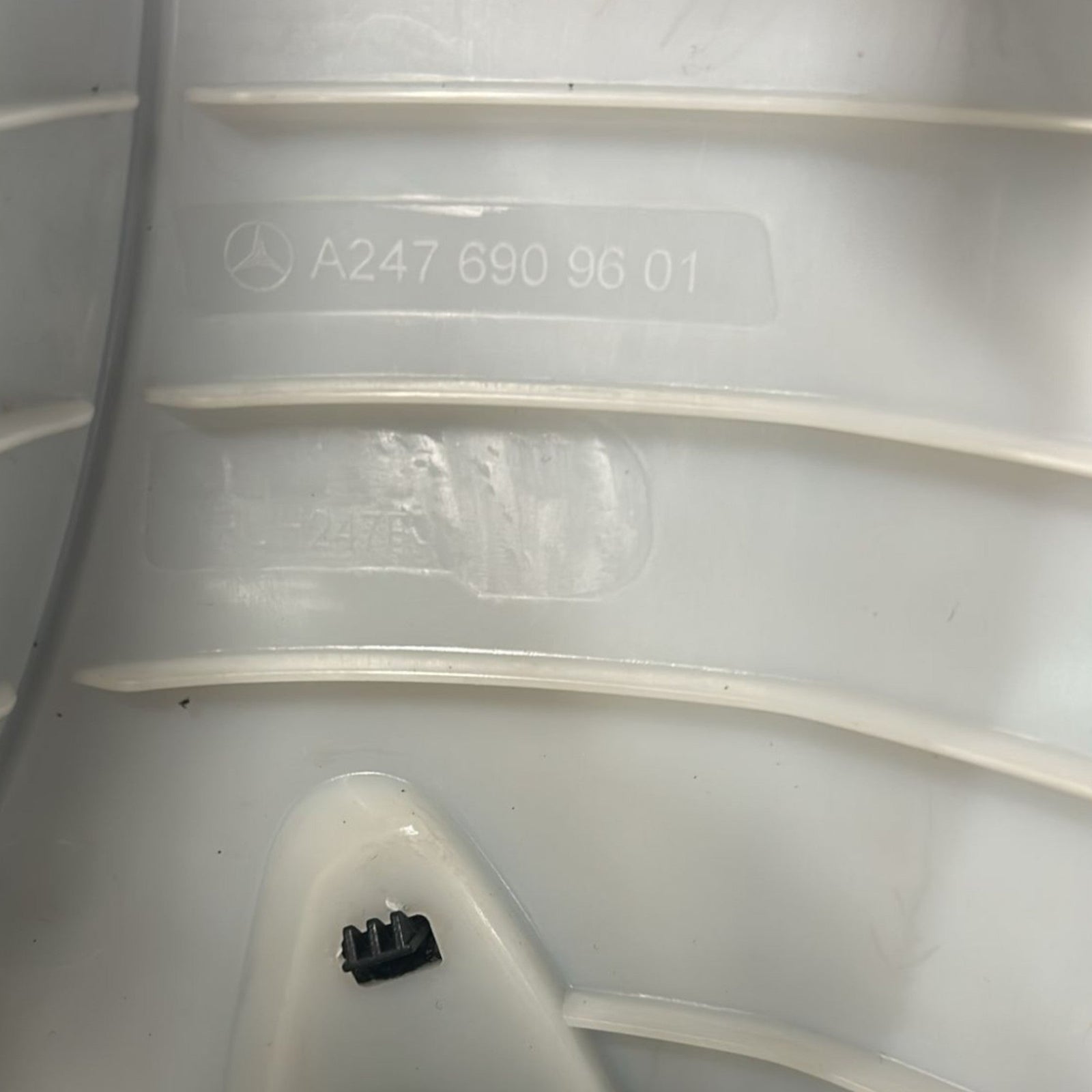 Right Front Pillar Cover Mercedes Benz GLA H247 code:A2476909601 (2020 >) - F&P CRASH SRLS - Used Parts