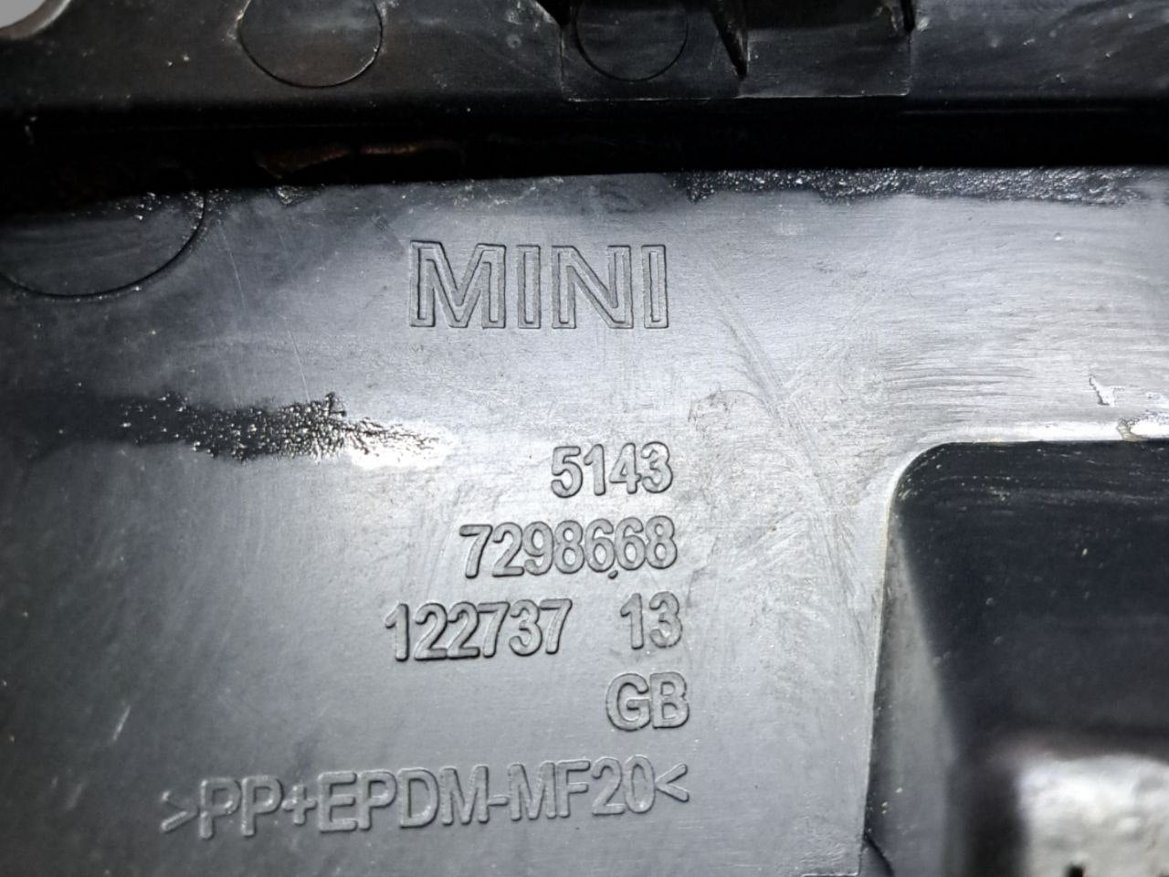 Rivestimento Montante Anteriore Destro Mini Cooper F56 (2019) COD:7298668 - F&P CRASH SRLS - Ricambi Usati