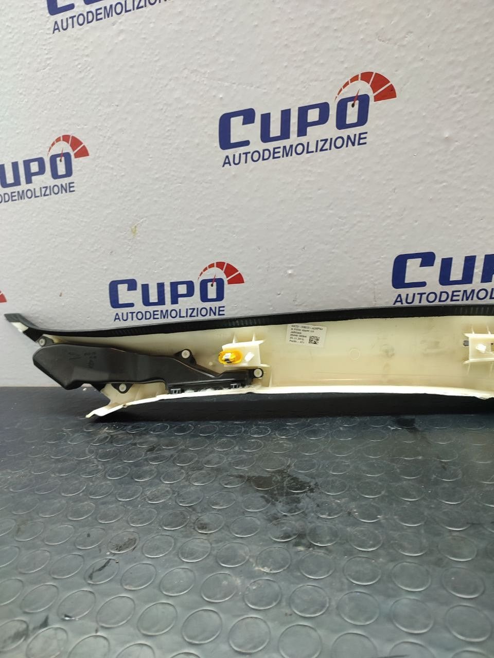 Left front pillar cover Jaguar xe 2017 code: gx73 - 03513 - ad8pvj - F&P CRASH SRLS - Used Parts