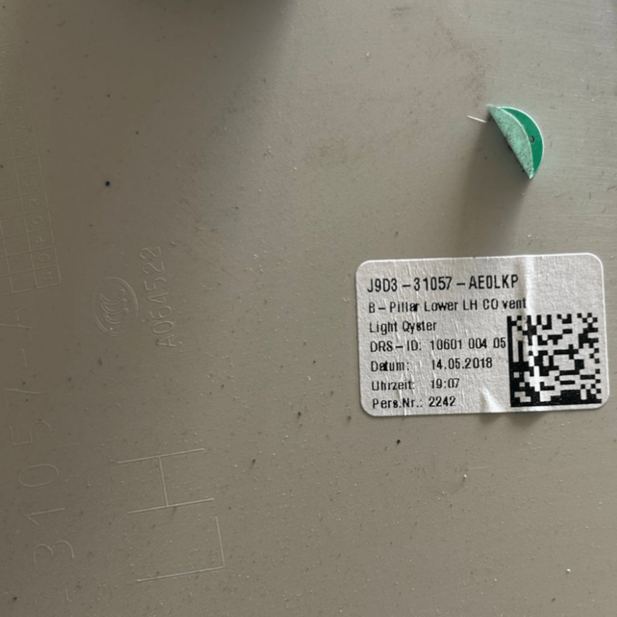 Rivestimento montante b inferiore sinistro jaguar i - pace cod:J9D3 - 31057 - A (2018 >) - F&P CRASH SRLS - Ricambi Usati