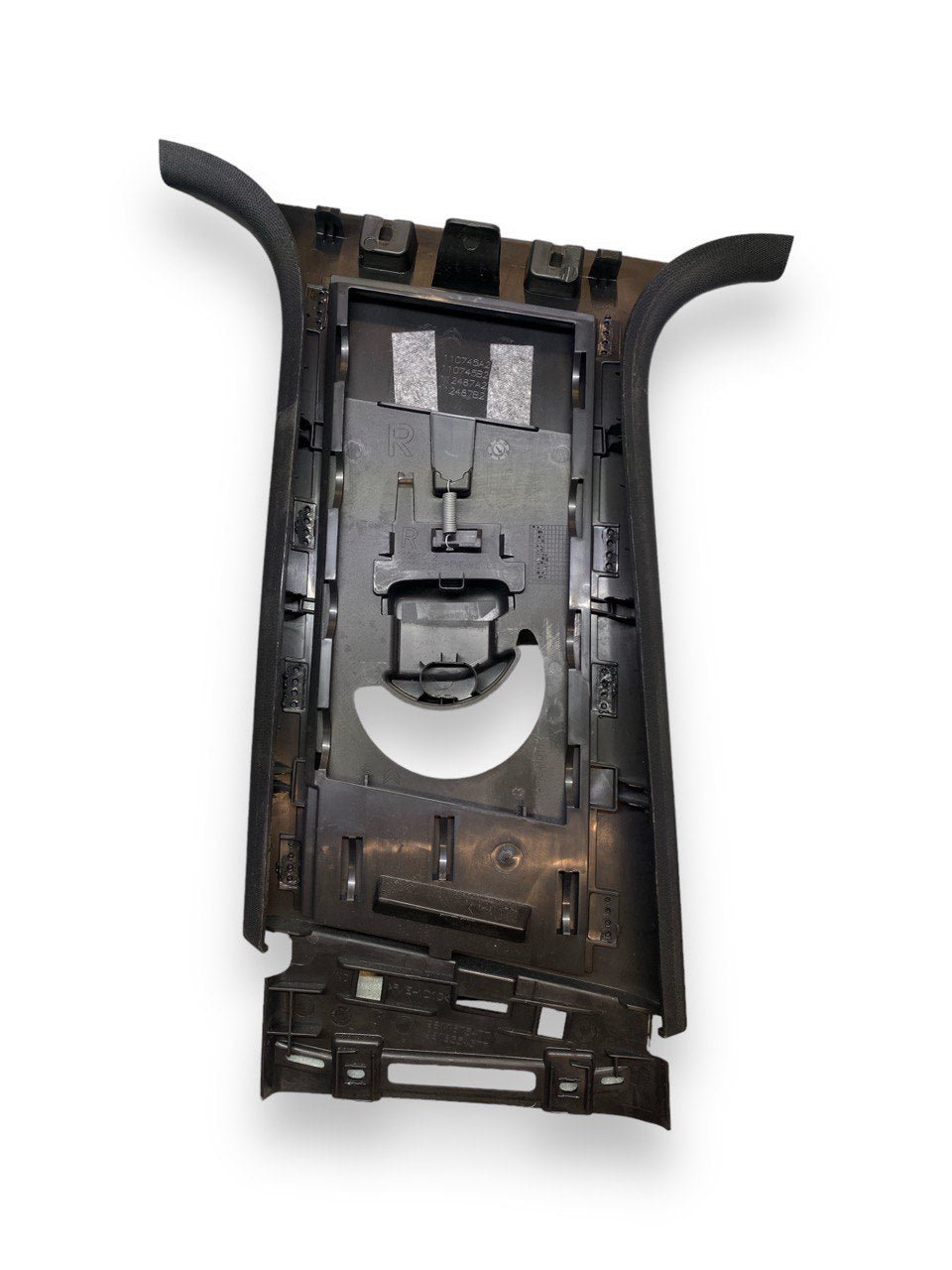 Right pillar cover with seat belt height adjustment Peugeot 3008 GT Line (2019) code 9811675477 - F&P CRASH SRLS - Used Parts