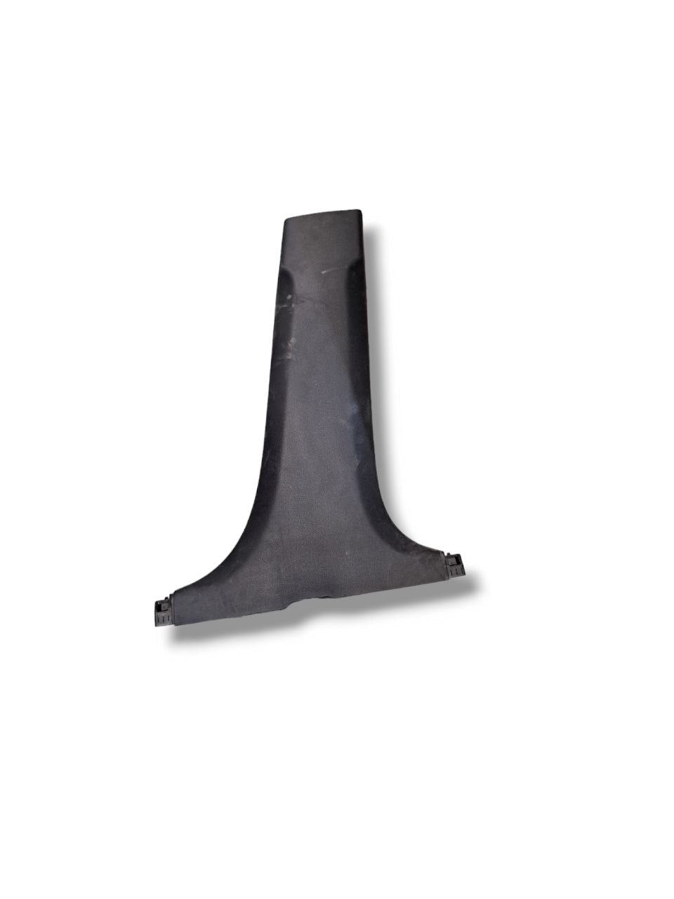 Right pillar cover (dx) Kia Soul (2013 - 2018) CODE: 85845 - B2000 - F&P CRASH SRLS - Used Parts