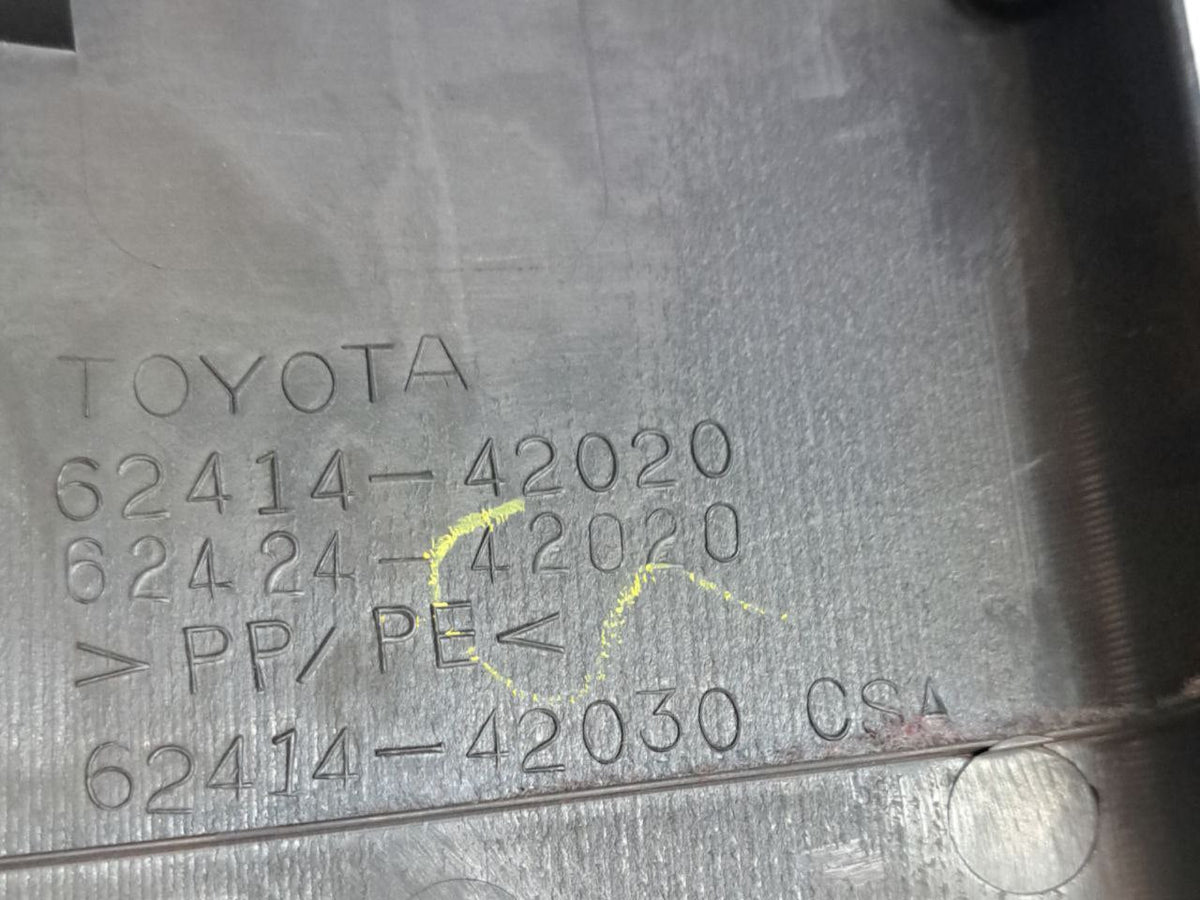 Left Lower Pillar Cover Toyota Rav 4 (2000 - 2006) COD:62414 - 42020 - F&P CRASH SRLS - Used Parts