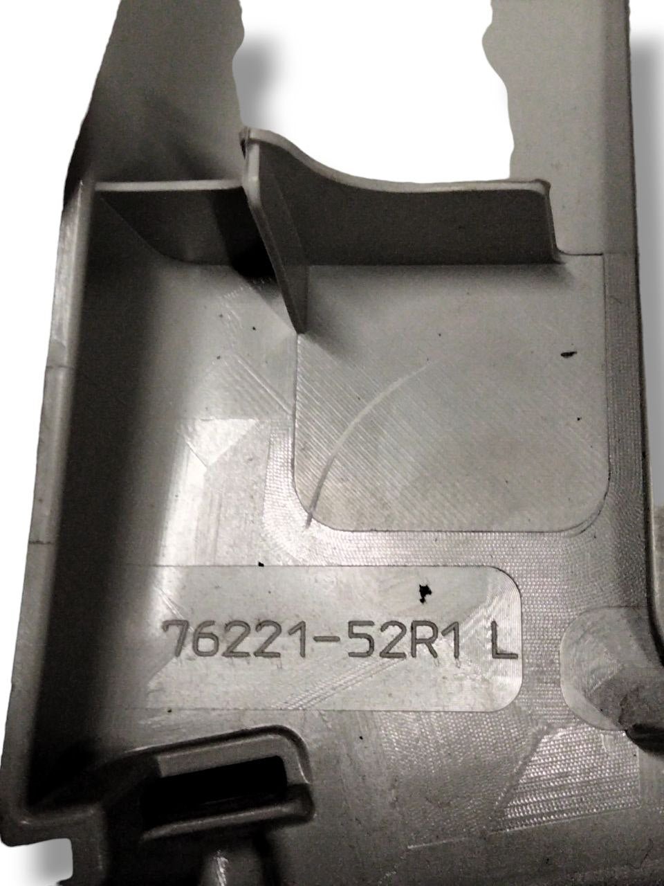 Left side pillar cover Suzuki Swift (2017>) code.76221 - 52R1 - F&P CRASH SRLS - Used Parts