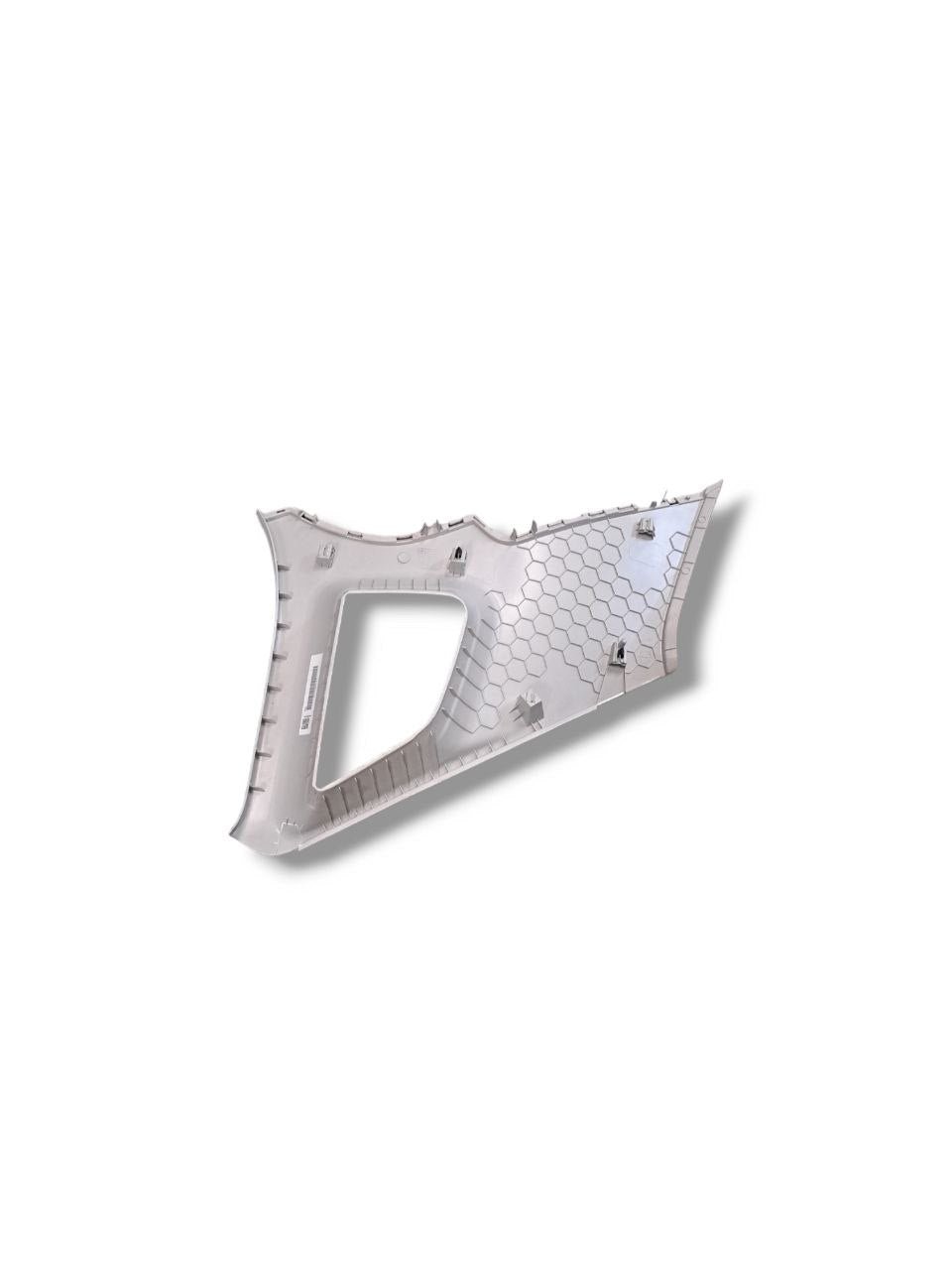 Right Rear Pillar Cover (dx) Seat Arona (2021) COD:6F9867288 - F&P CRASH SRLS - Used Parts