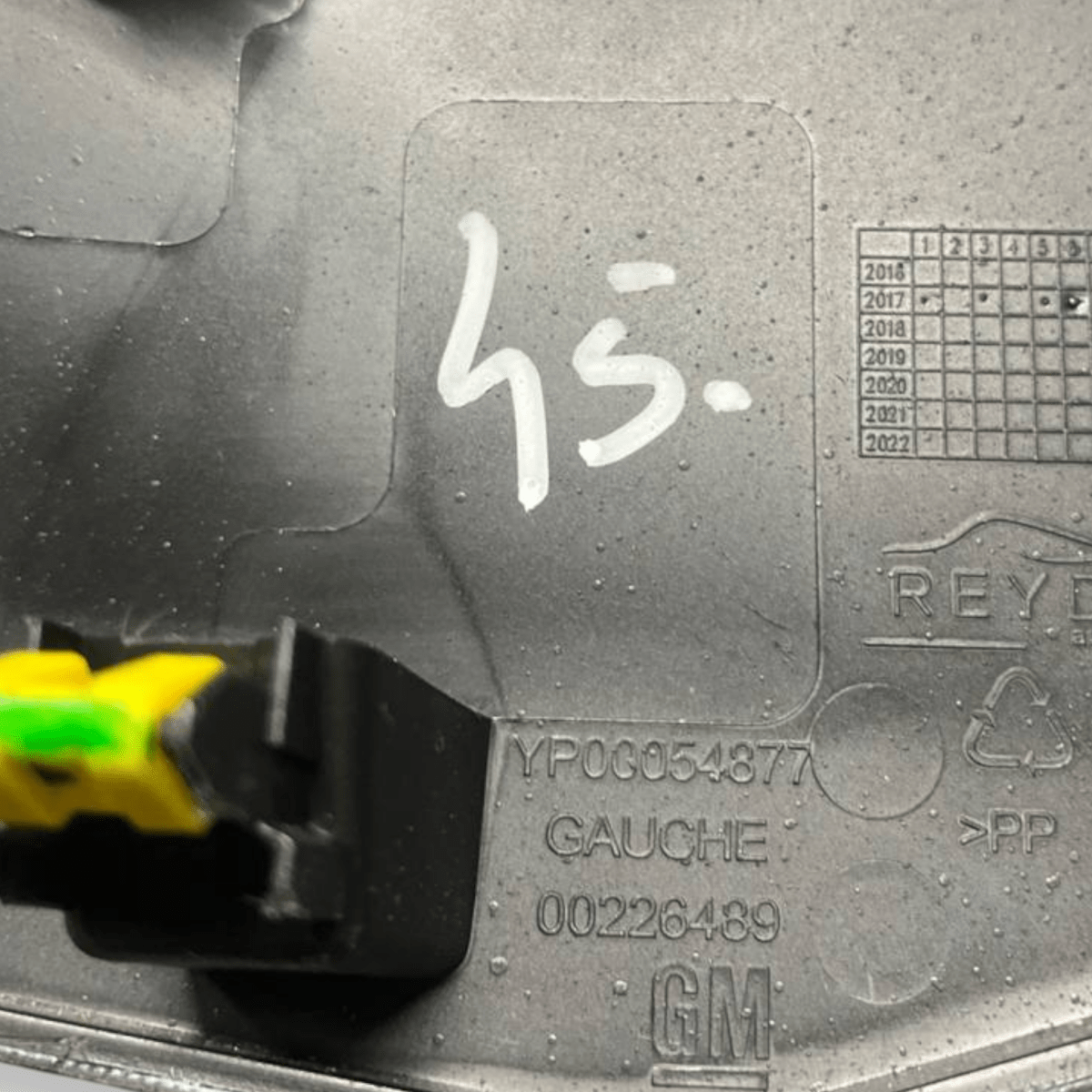 Covering / Left pillar (sx) Central Tunnel Opel Grandland X (2017 - ) code: YP00054877 - F&P CRASH SRLS - Used Spare Parts