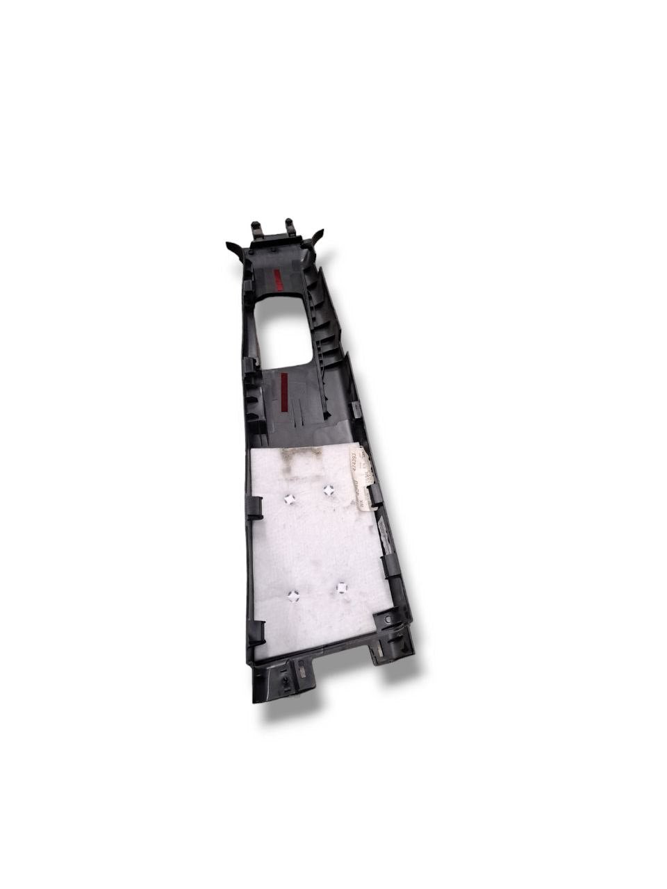 Upper left pillar covering Jeep Grand Cherokee COD:5vp05dx9ac (2010 - 2021) - F&P CRASH SRLS - Used Parts
