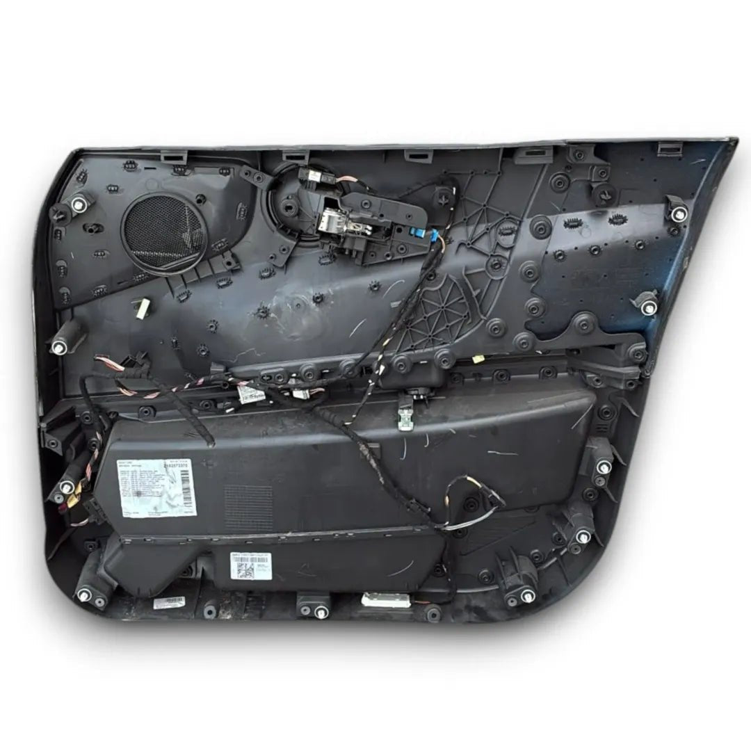 Dettaglio Rivestimento pannello porta sinistro MINI Countryman F60 2016–2020 - foto 2