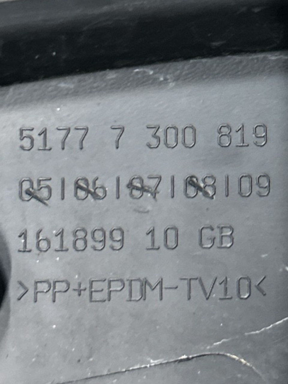 Rivestimento Parafango Anteriore Sinistro Mini Cooper (F56) (2014 > ) cod.7300819 - F&P CRASH SRLS - Ricambi Usati