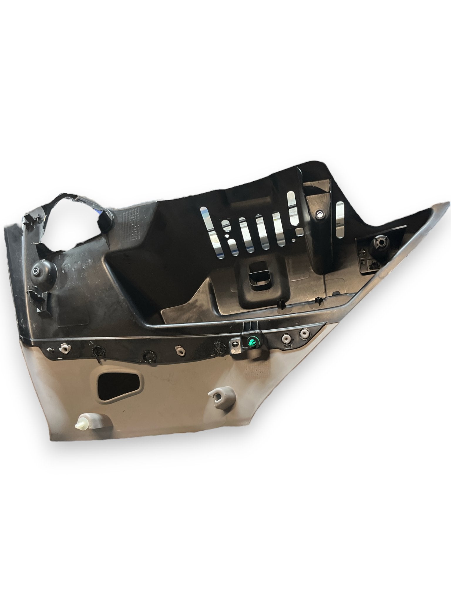 Rivestimento Reggimensola Cofano Posteriore Destro Alfa Romeo Giulietta ( 2016 ) cod : 156078903 - F&P CRASH SRLS - Ricambi Usati