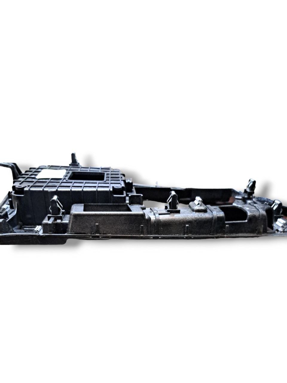 Rivestimento / Supporto console centrale Audi Q5 (2019) COD:80B864261A - F&P CRASH SRLS - Ricambi Usati
