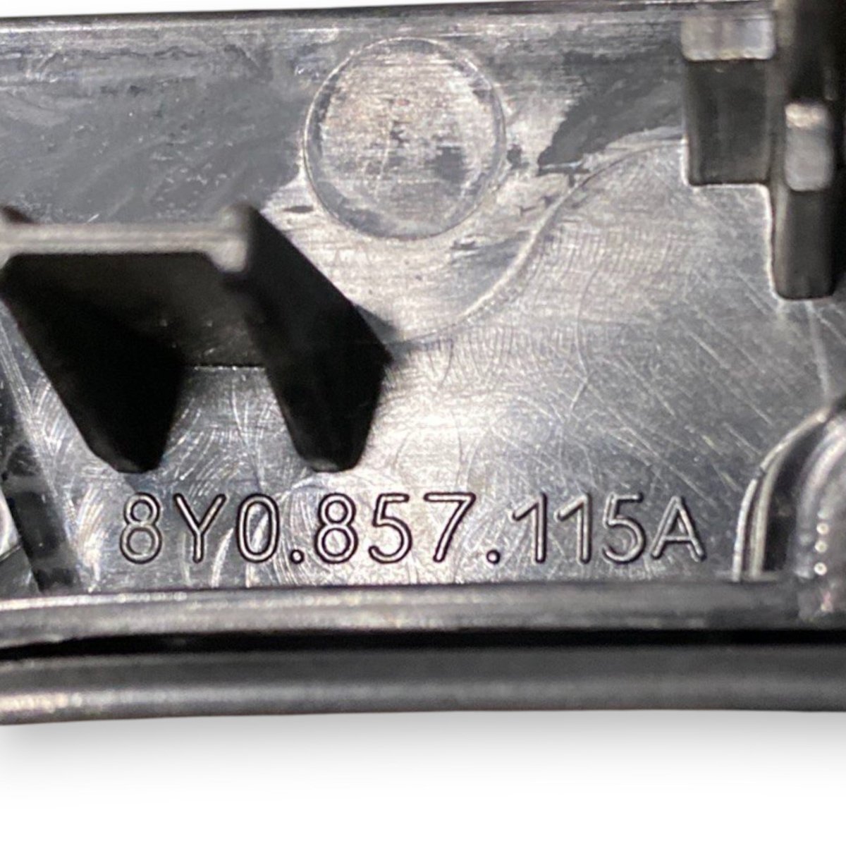 Speedometer cover audi a3 8y Code: 8y0857115a (2021 - ) - F&P CRASH SRLS - Used Spare Parts