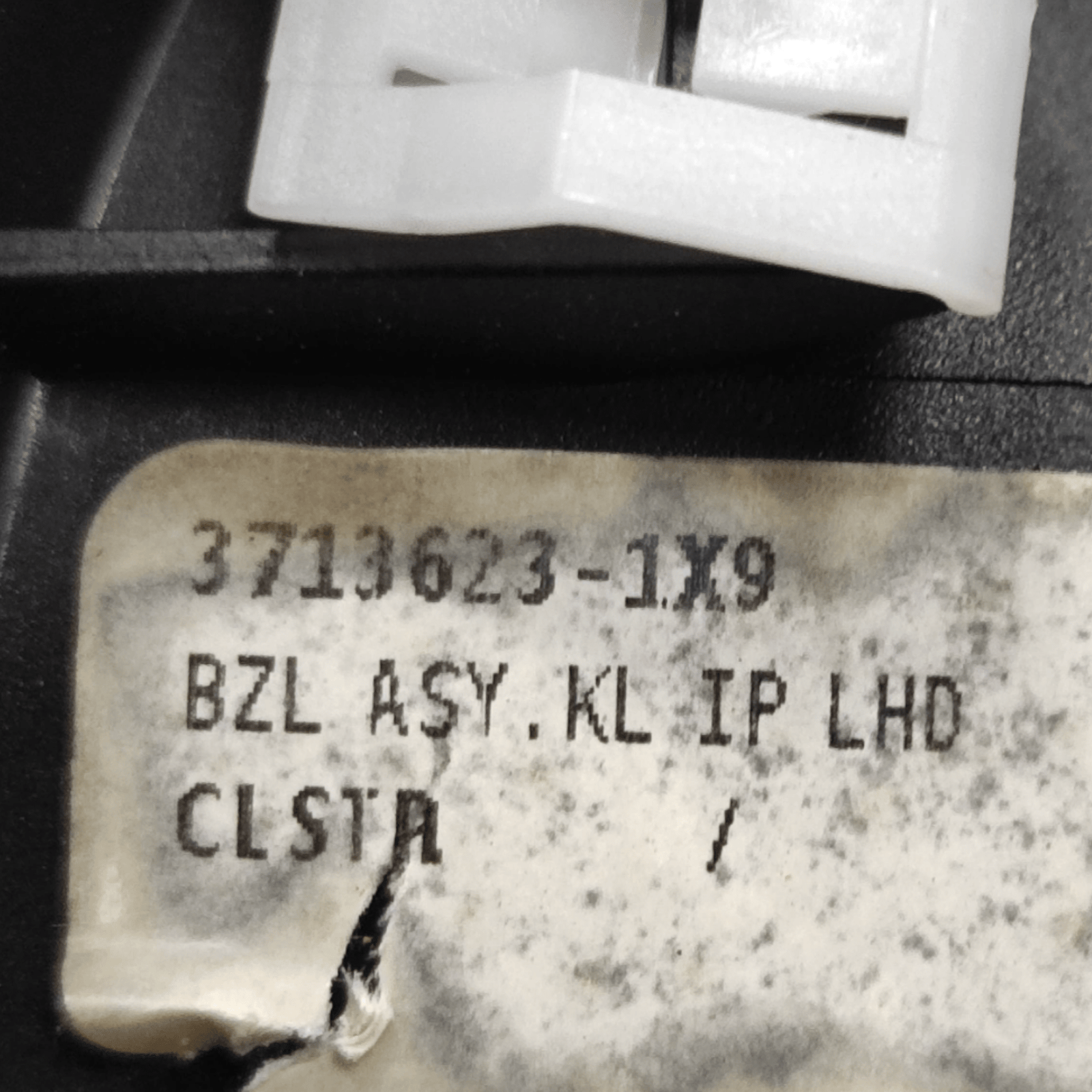 Speedometer Cover Jeep Cherokee COD: 3713623 (2013 - 2023) - F&P CRASH SRLS - Used Spare Parts