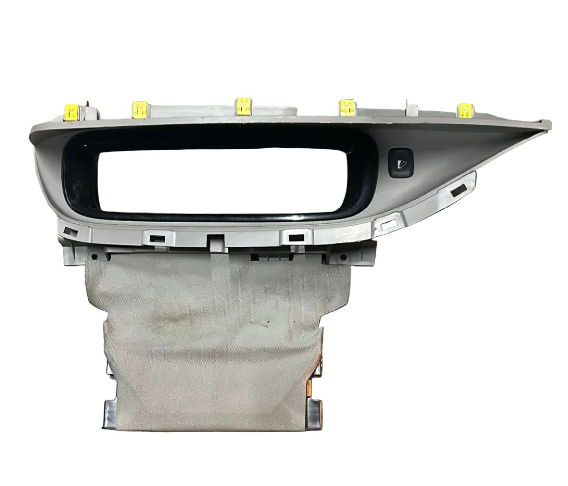 Rivestimento tachimetro renault zoe cod:682403850r (2013 > 2024) - F&P CRASH SRL - Ricambi Usati