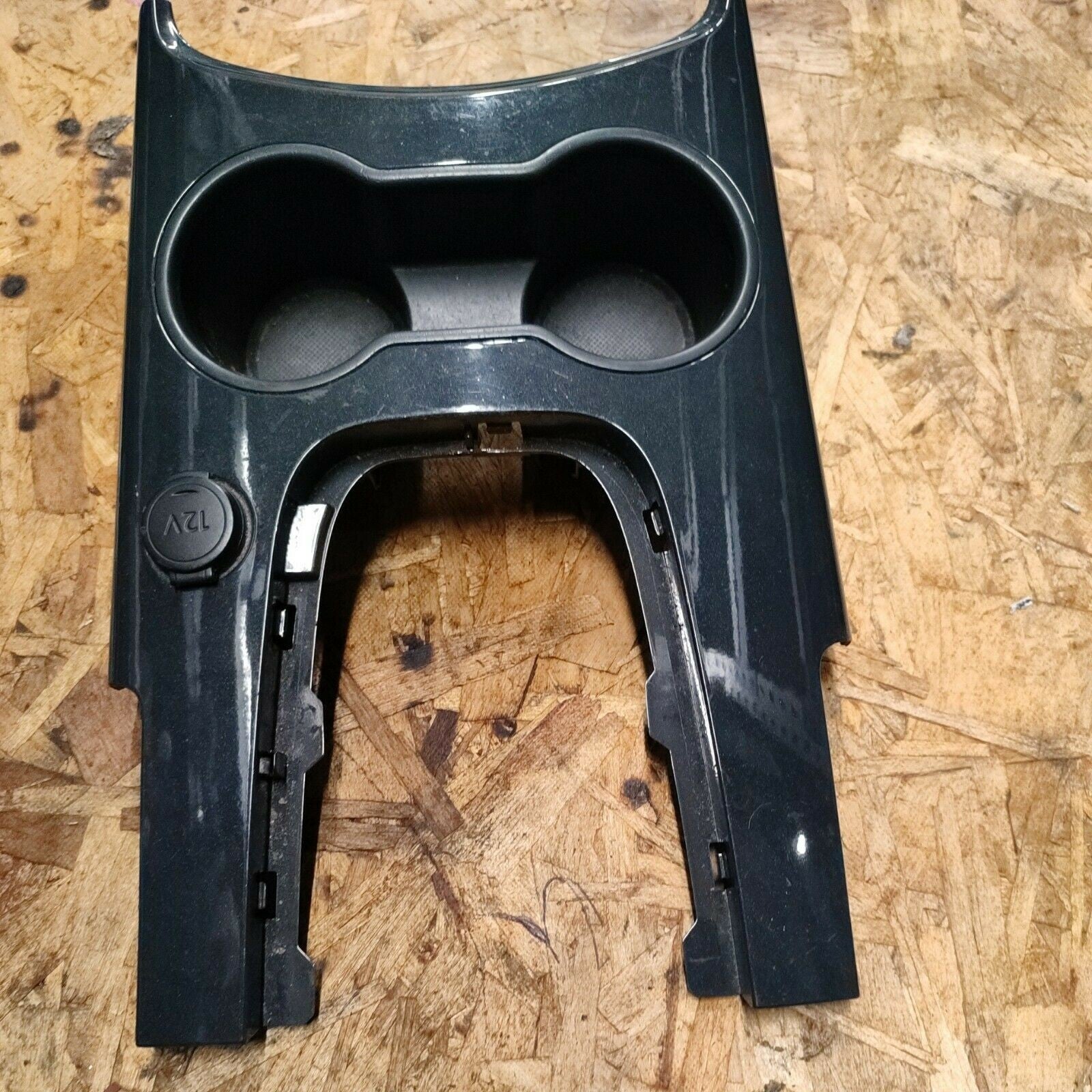 Rivestimento Tunnel Centrale Con Portabevande Peugeot 3008 1.6 Mk1 9685858777 - F&P CRASH SRLS - Ricambi Usati