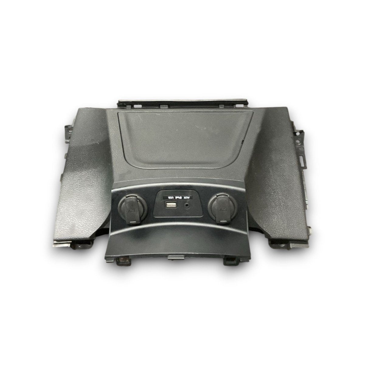 Rivestimento tunnel centrale posteriore hyundai i30 II cod . k0hgd - 69204 (2011 > 2016) +presa 12v + presa usb - F&amp;P CRASH SRL - Ricambi Usati