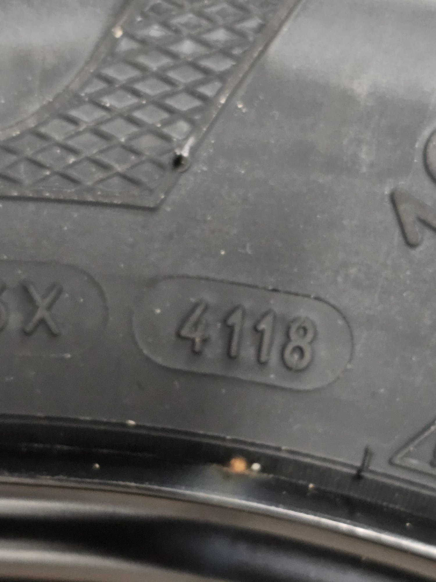 Ruota / Ruotino Di Scorta Peugeot 208 I +Kit Riparazione (2012 - 2019) 185/65 R15 - F&P CRASH SRLS - Ricambi Usati