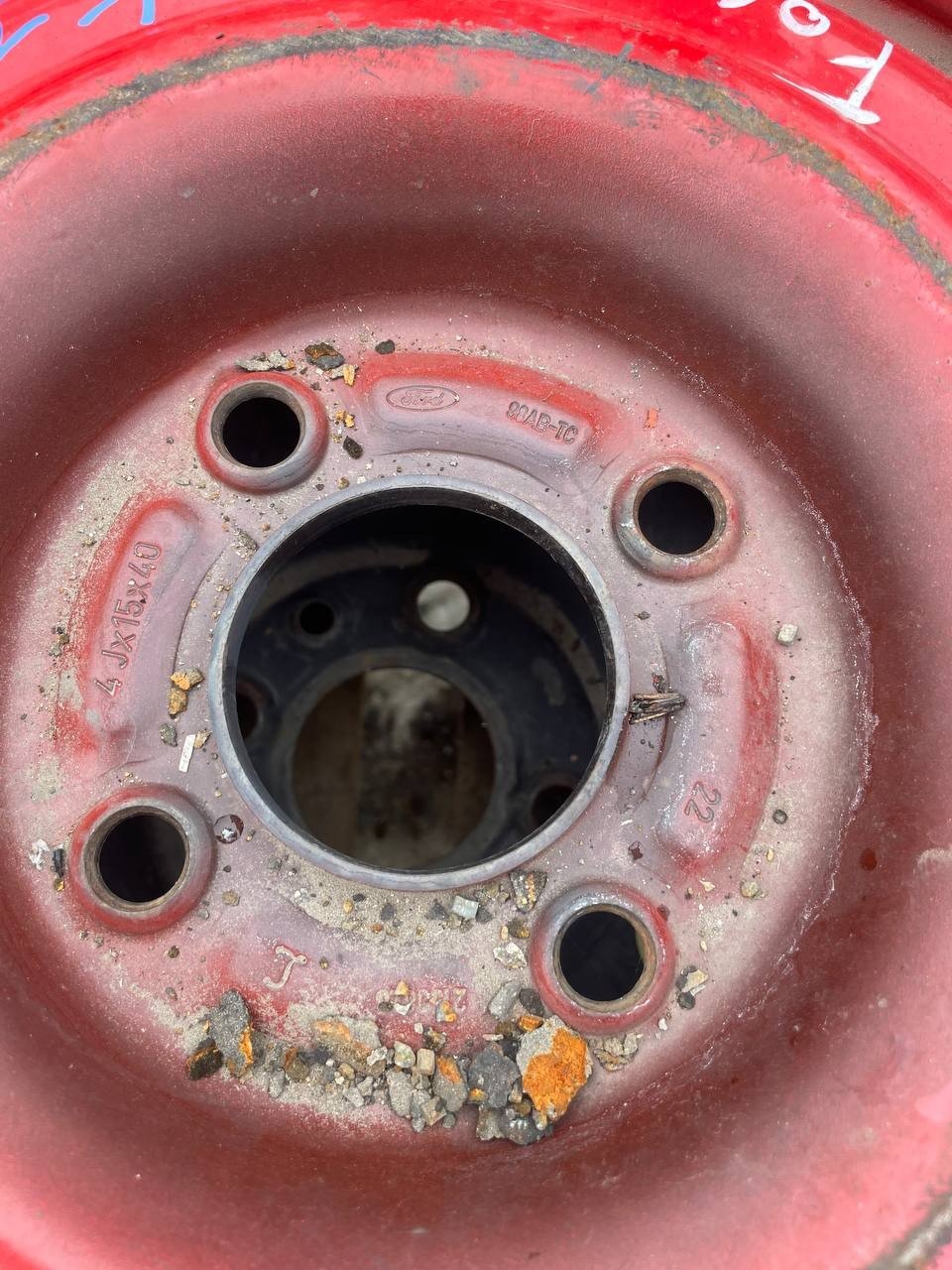 Ruotino di scorta Ford Focus mk1 125/80 r15 - F&P CRASH SRLS - Ricambi Usati