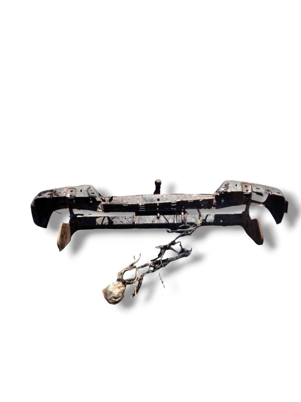 Sbarra di rinforzo posteriore / Gancio traino a scomparsa Isuzu D - Max SL (2002 - 2011) - F&P CRASH SRLS - Ricambi Usati