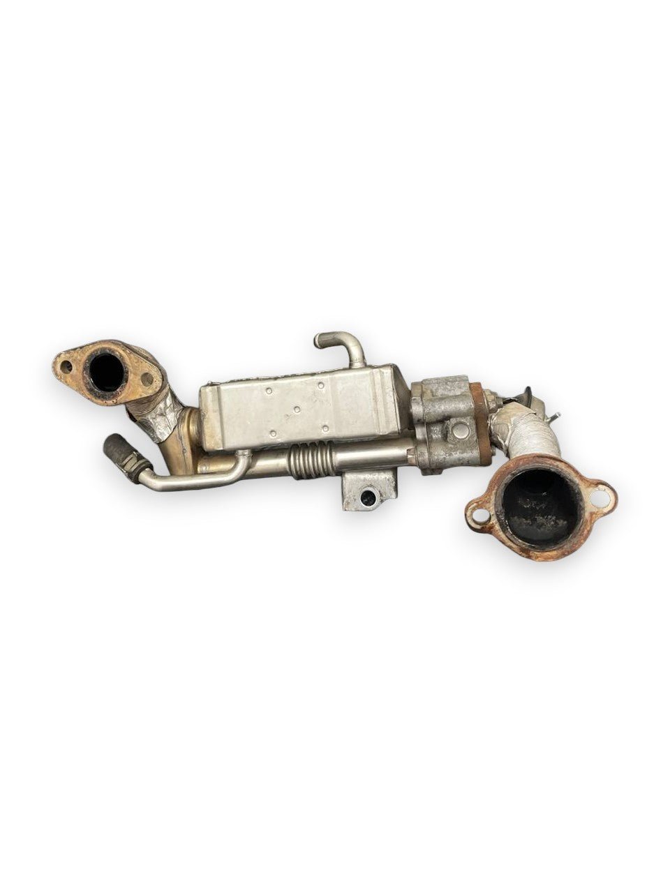 Heat Exchanger / EGR Valve Mazda Cx - 7 / Mazda 6 2.2 Diesel (2006 to 2012) cod: R2AX - 20304 - F&P CRASH SRLS - Used Parts
