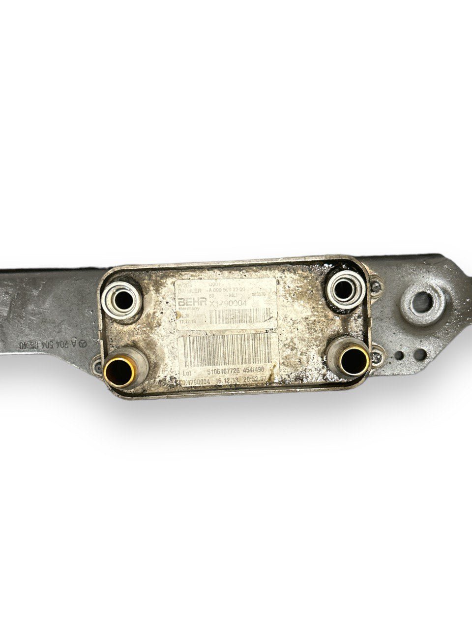 Engine Oil Cooler (BEHR) Mercedes Benz Class C (W204) / Mercedes Class E (W212) 2.10 CDI (2007 to 2014) code.A0995002300 - F&P CRASH SRLS - Used Parts