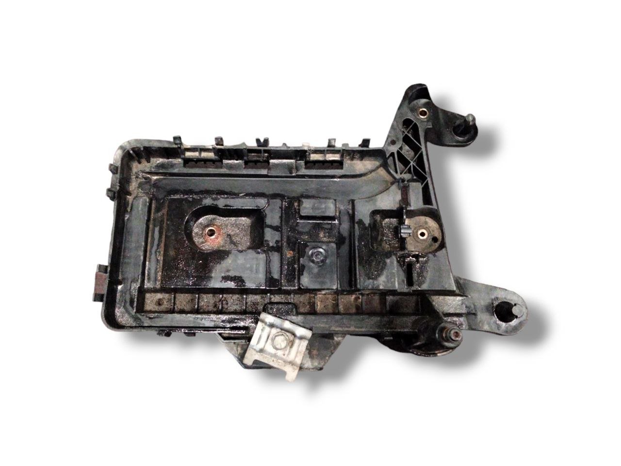 Scatola / Alloggio Supporto Batteria Volkswagen Golf V (2004 - 2008) cod.1K0915333 - F&P CRASH SRLS - Ricambi Usati