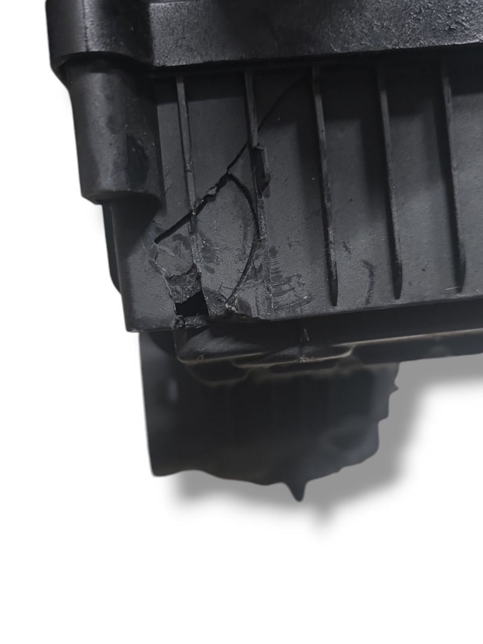Scatola Del Filtro Aria Alfa Romeo Stelvio Cod : 50553879 2.2 Diesel (2016>) - F&P CRASH SRLS - Ricambi Usati