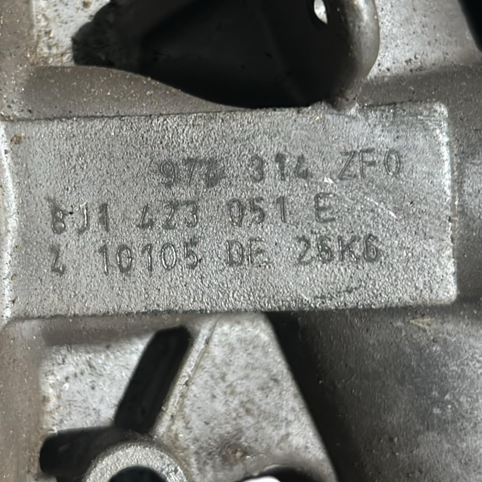 Steering Box Audi TT (8J) cod.8J1909143B 2.0 Petrol (2006 > 2014) cod.7805501254 cod.8J1423051E Steering Box - F&P CRASH SRLS - Used Parts
